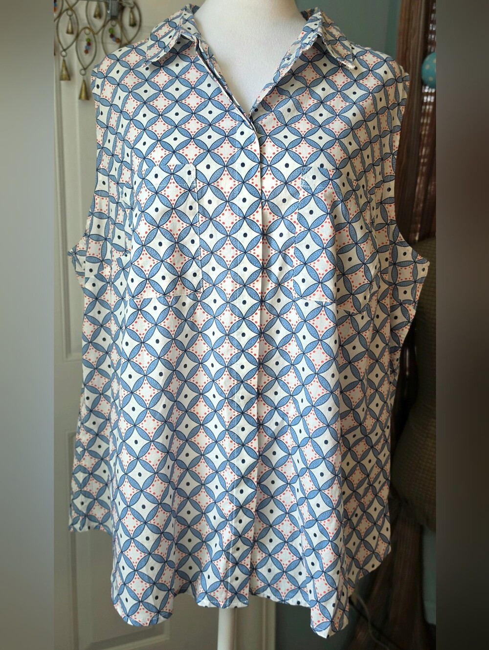 Boden Sleeveless Button Down Blouse Womens 18 Blue & Cream Geometric 100% Cotton - Picture 1 of 11